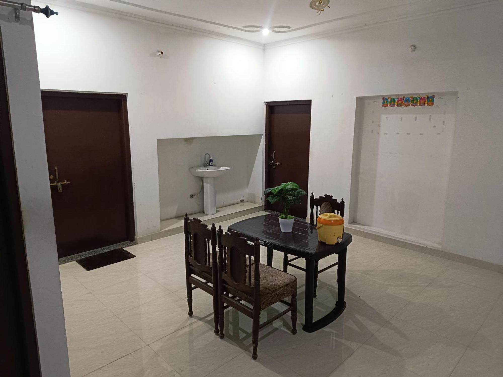Krishna Apartment Varanasi